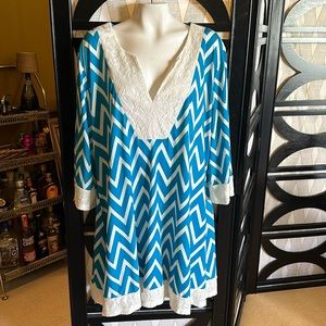 Ice Silk Turquoise & White Chevron Striped Lace Trim 3/4 Sleeved Pull On Dress.